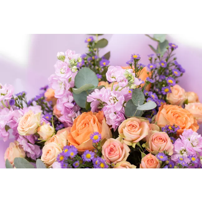 Kytice ekvádorských a trsových růží